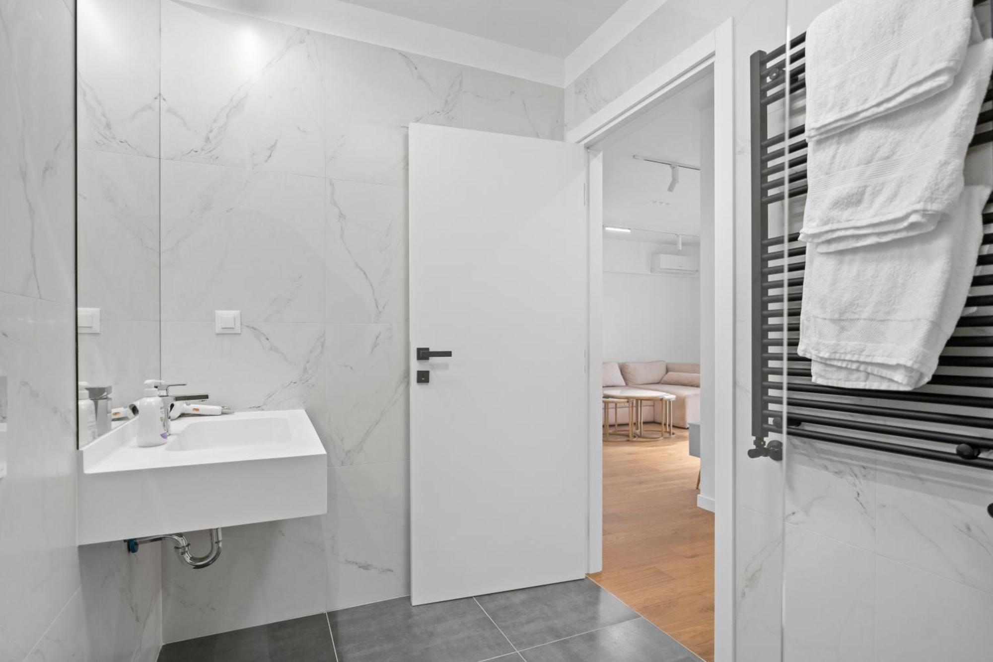 One Cotroceni - Luxurious With Balcony Bucureşti